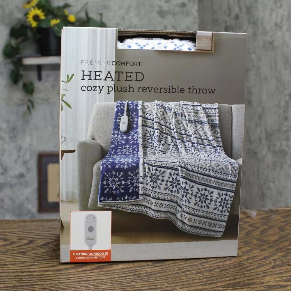 NWT Premier Comfort Plush Revesible Snowflake Throw Blanket Blue Multi 50 x 60